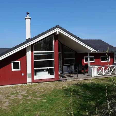 Prázdninový dům Geraeumiges Strandhaus Fuer 10 Personen