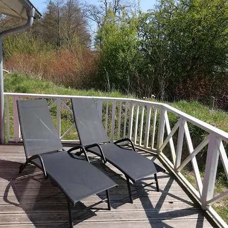 Geraeumiges Strandhaus Fuer 10 Personen Prázdninový dům Großenbrode